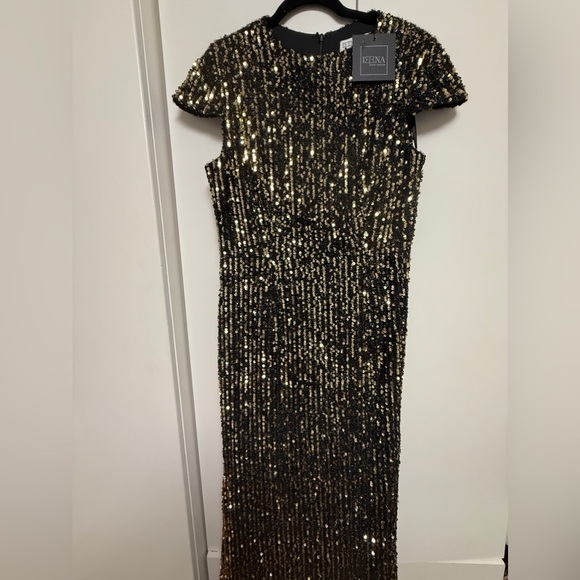 NWT | Mac Duggal 26647 Black Gold Sequined Cap Sleeve High Neck Gown Size 10 - Picture 5 of 9